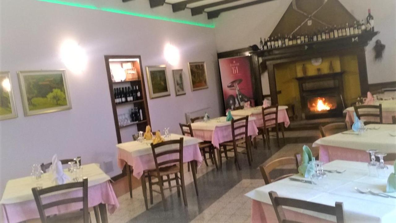 Budget Hotel Vittoria & Ristorante Marzio Exterior photo
