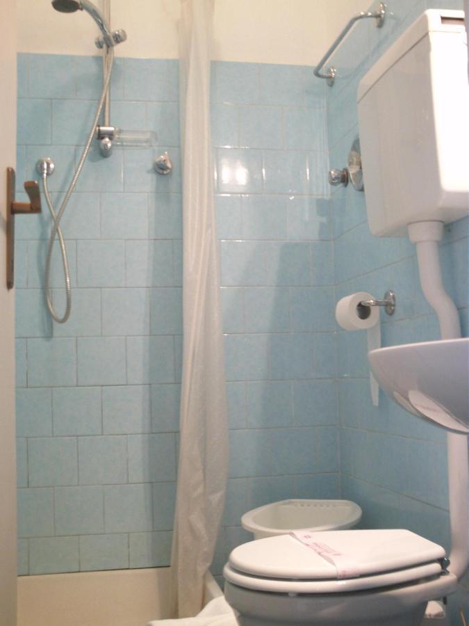 Budget Hotel Vittoria & Ristorante Marzio Room photo